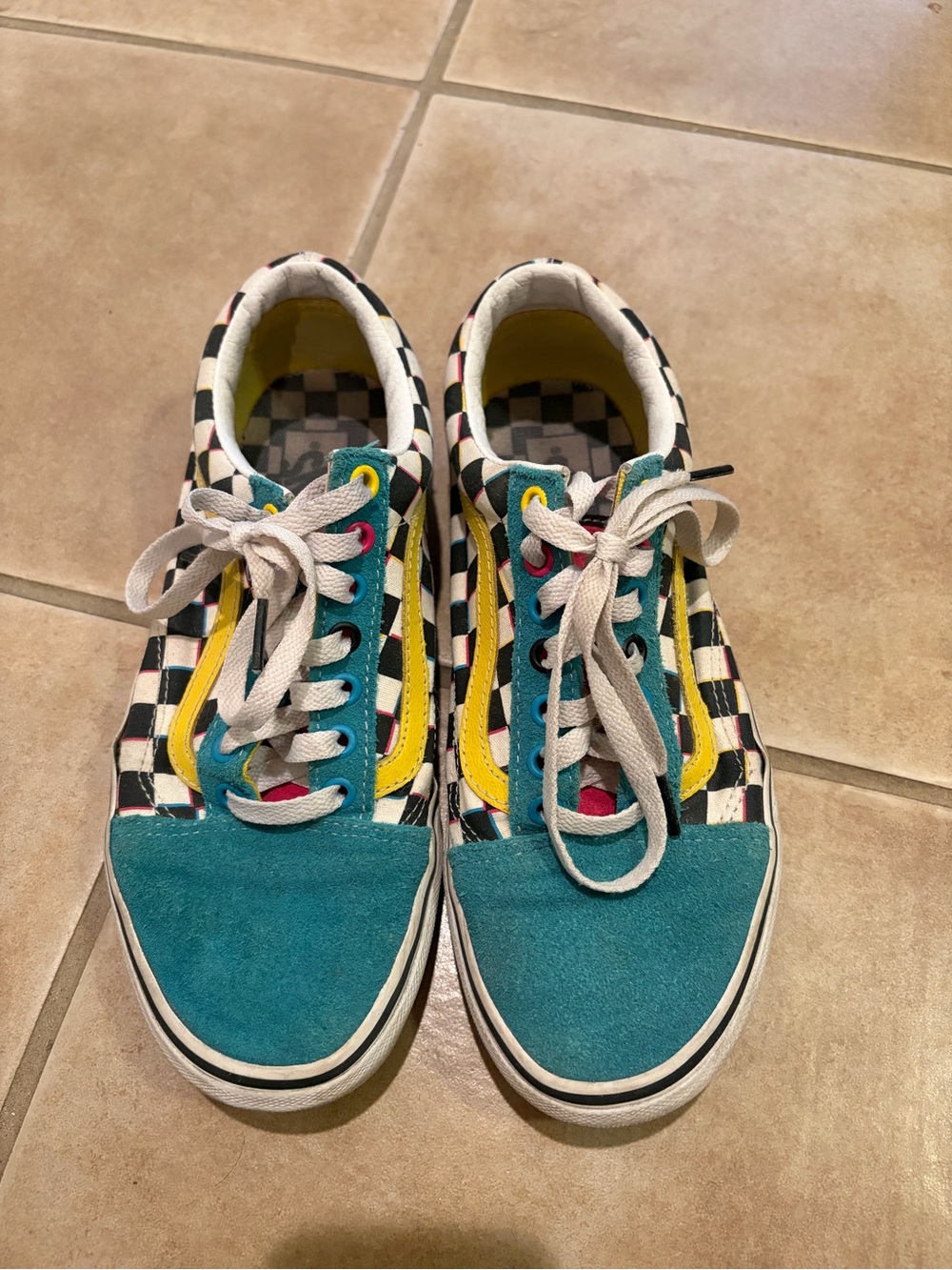 Unisex Checkerboard Lace-Up Sneakers in Teal and Yellow men’s 8 women’s 9.5
